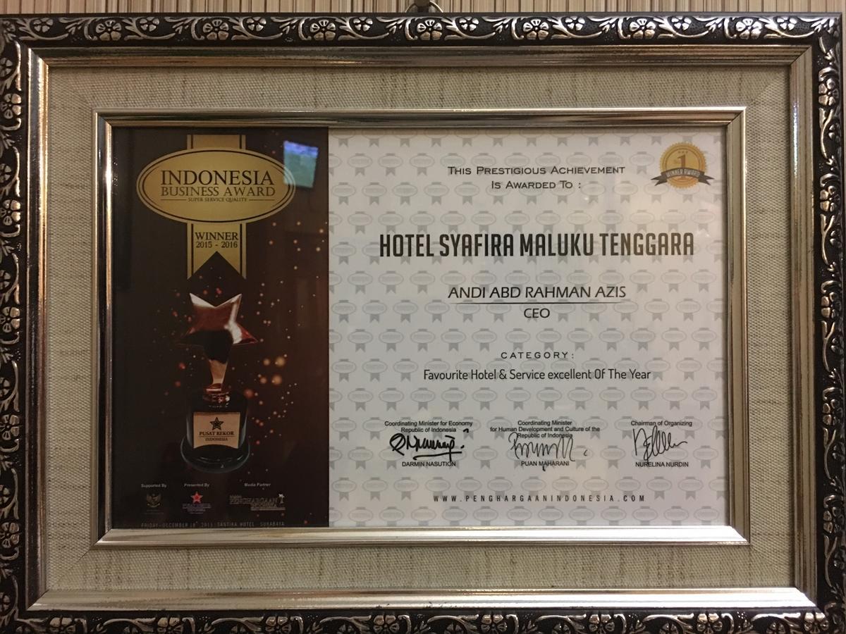 Syafira Hotel Langgur Esterno foto